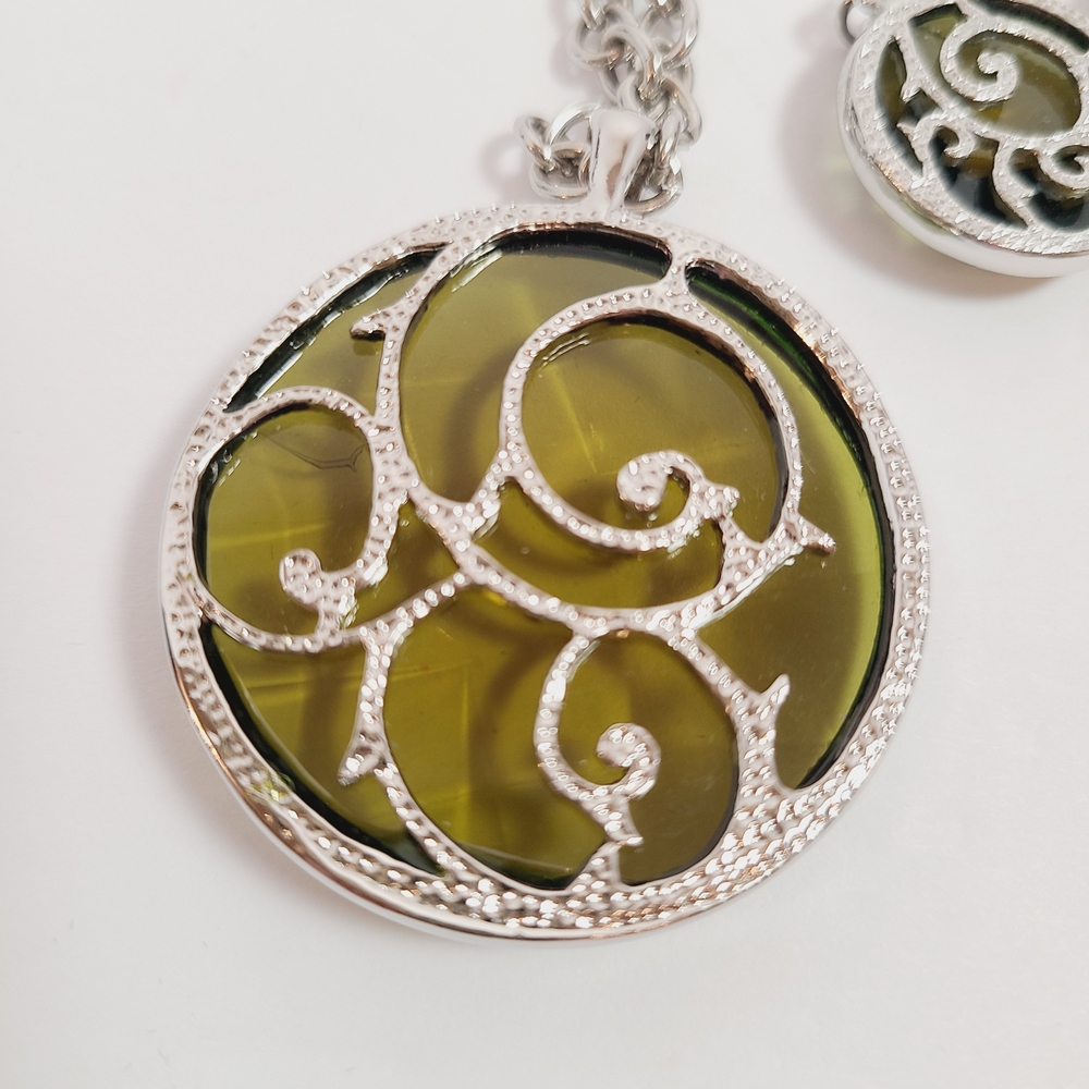 Silver Tone & Moss Green Faceted Filigree Necklace & Earring Set - Picture 10 of 15